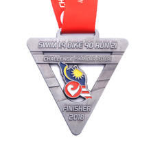 Custom Triathlon High Quality Zinc Alloy Hole Medals for Cycling